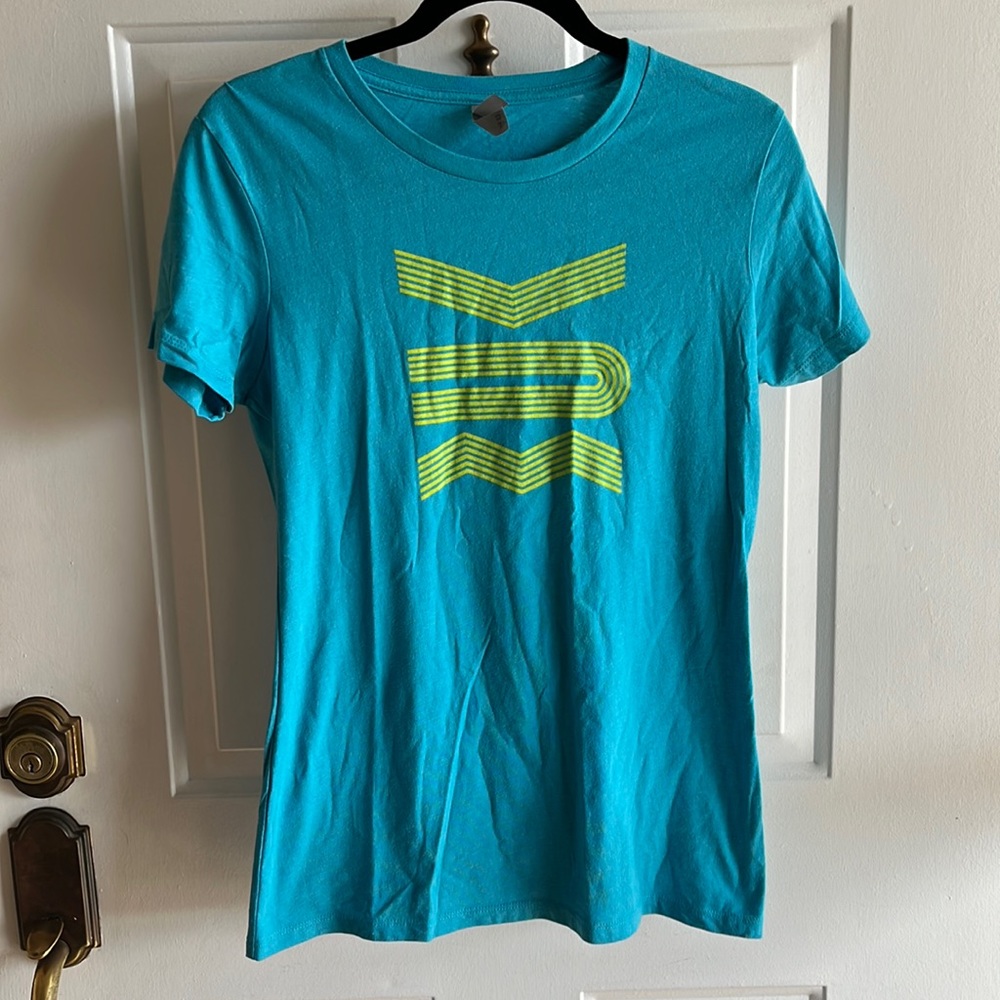 Venus de Miles Womens Tee - Large